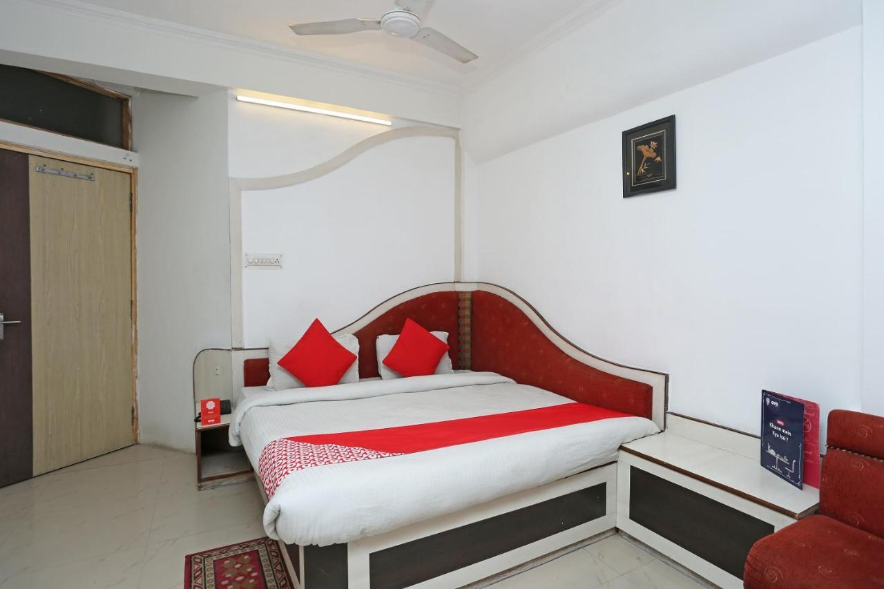 Oyo 4406 Hotel Arya Palace Bhopal Exterior foto